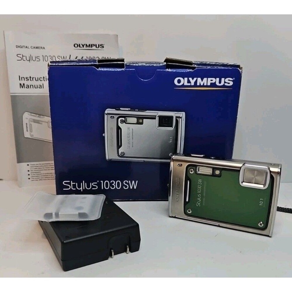 Olympus Stylus 1030 SW, 10.1 MP Digital Camera - Green Tested Works